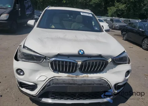 2016 BMW X1 xDrive28I z USA, uszkodzony, nr VIN WBXHT3C35G5F67065